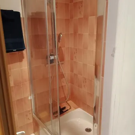 Cadre De Reve Vous Faites Le Menage- Very Good Prices But Have To Clea-n Th-e Flat Cannes