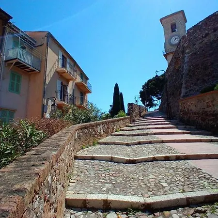 Cadre De Reve Vous Faites Le Menage- Very Good Prices But Have To Clea-n Th-e Flat Apartment *