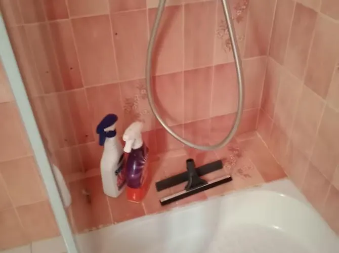 Apartment Cadre De Reve Vous Faites Le Menage- Very Good Prices But Have To Clea-n Th-e Flat
